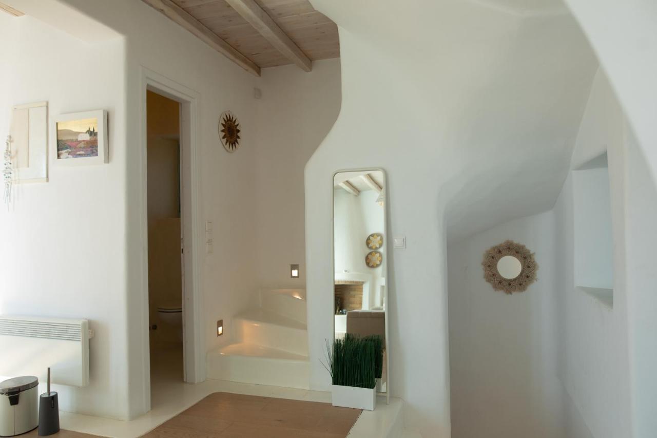 Lydia 4 Bed With Pool In Psarrou Ag Lazaros