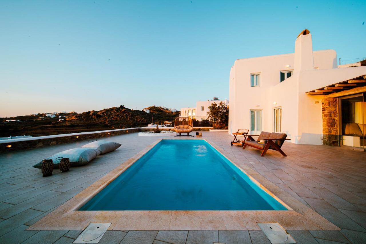 Lydia 4 Bed With Pool In Psarrou Ag Lazaros Pousada *