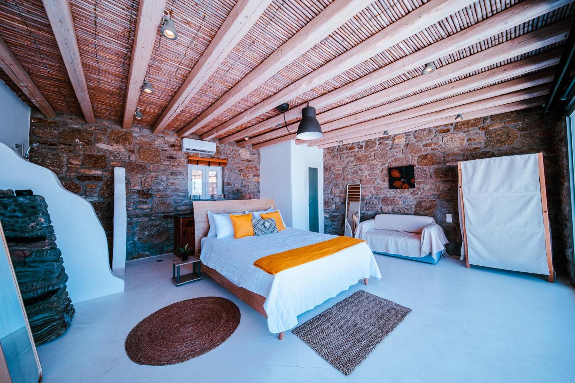 Lydia 4 Bed With Pool In Psarrou Ag Lazaros Pousada *